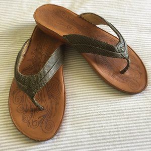 Olukai Leather Beach Sandal - Womens 7